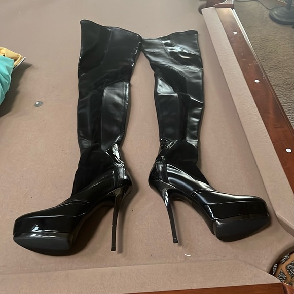 Thigh high GUCCI boot’s - Picture 1 of 5